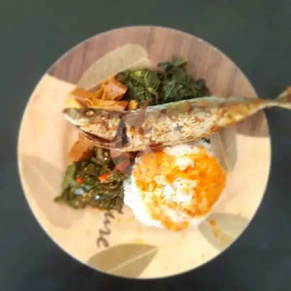 Nasi Ikan Goreng | RM Andalas Jalan Suprapto