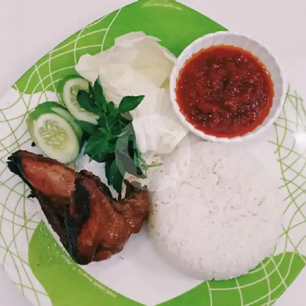 Ayam Bakar Dada + Nasi + Lalapan + Sambel | Ayam Bakar ST