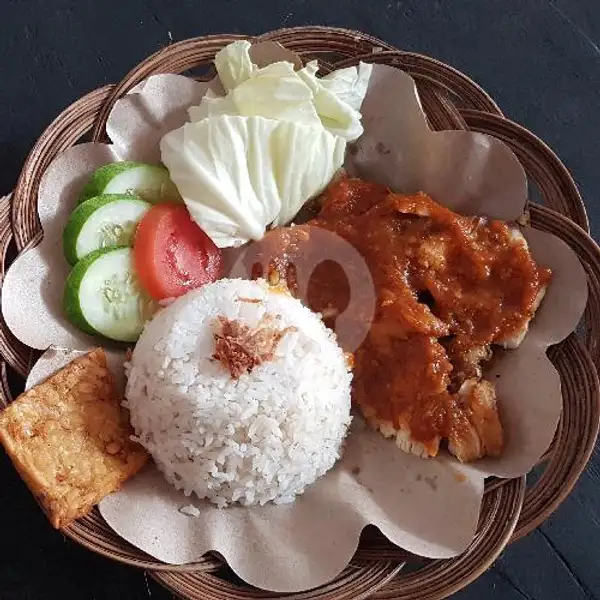 Ayam Penyet + Tanpa Nasi + Sambel Waroeng Cinta | Waroeng Makan Cinta, Gumilir