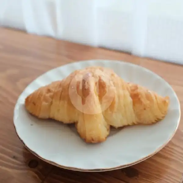 Butter Croissant by Braud | Gion Coffee and Space