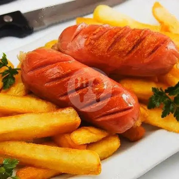 Chicken Sausage + French Fries | Spark Resto And Sports Bar, Prawirotaman