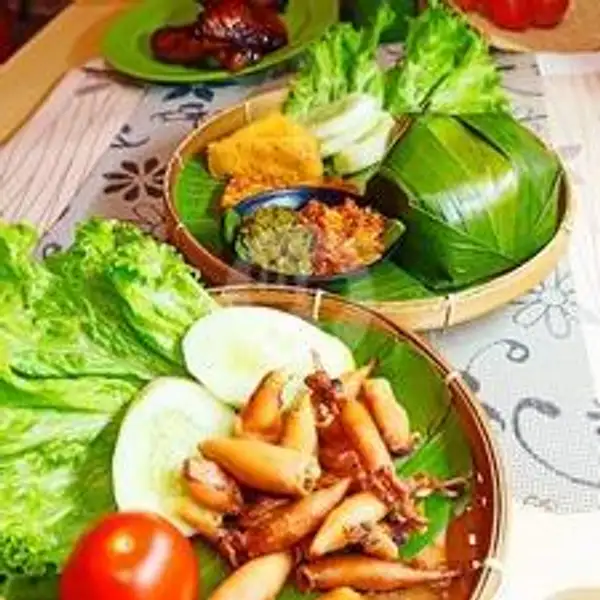 Nasi Timbel Cumi Asin | Ayam Bakar Dan Ikan Bakar Selera Nusantara, Dapur Nusantara
