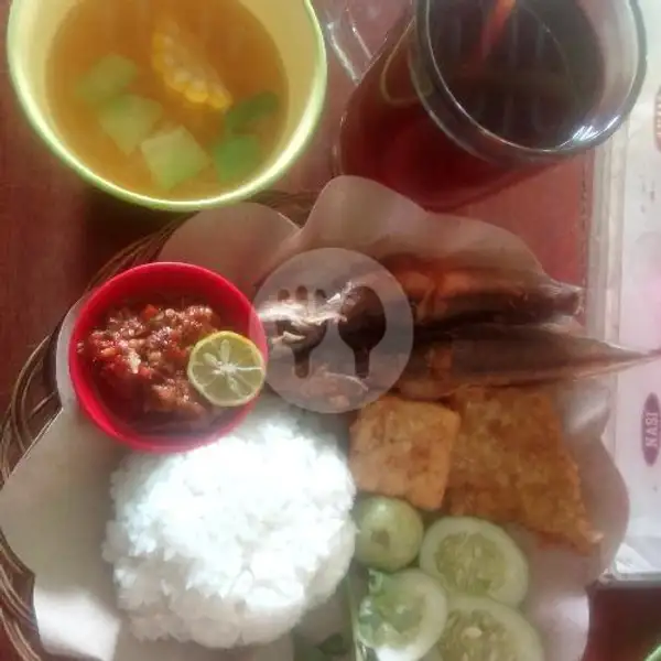 Paket Lele | Warung Makan Sego Tiwul, Pulau Madura