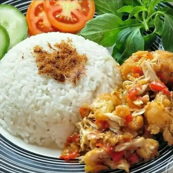 Nasi + Ayam Goreng geprek Sambal korek/ Sambel Ijo | Soto & Ayam Geprek Bang Kafeel, Cilacap
