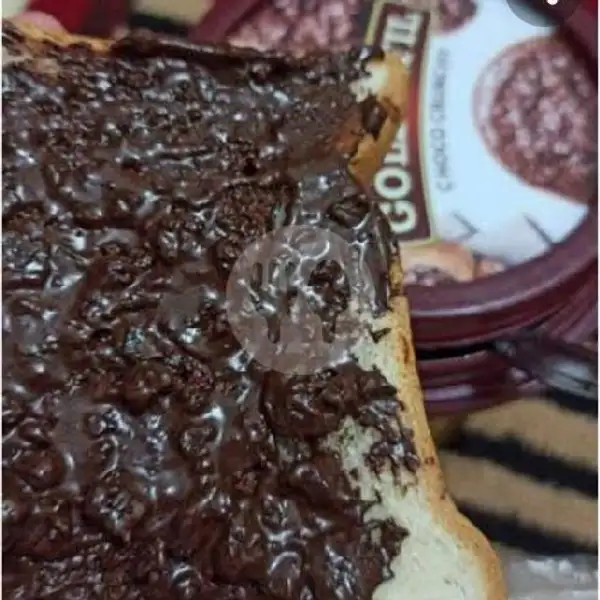 Roti Bakar Choco Crunchy + Keju | Kedai Rambo, Cempaka Putih Barat