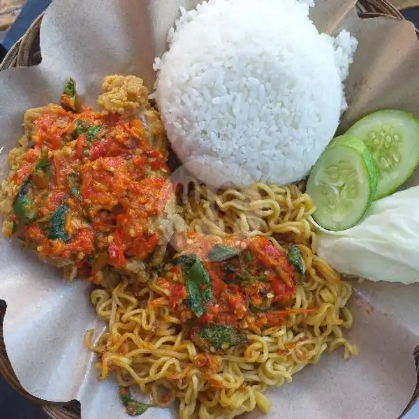 Indomie Ayam Geprek Sambal Kemangi + Nasi | Ayam Geprek Mbak Tini, Buah Batu