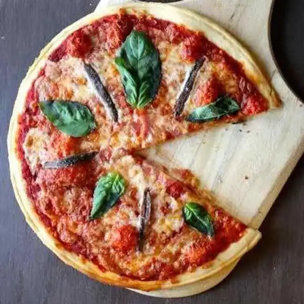 Pizza Napoletana Medium | Piccola Stella Batam, Dermaga Sukajadi