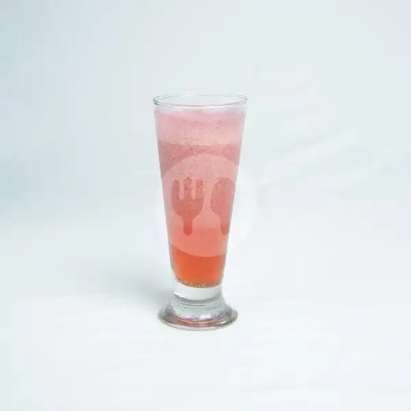 Strawberry Juice | Elzatta Café, Pondok Kelapa
