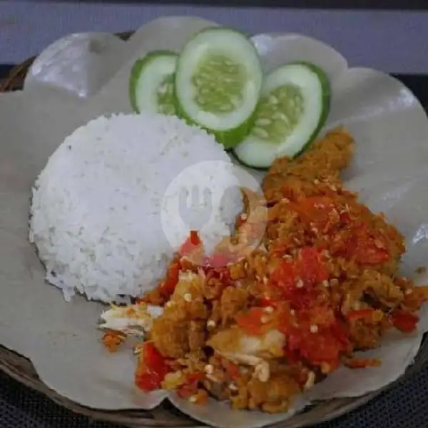 Nasi Ayam Geprek | Yuni Pecel Lele, Pasar Pleret