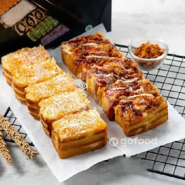 Roti Bakar Kasino Keju + Caramel | Roti Bakar & Kukus Nadira, Cimahi