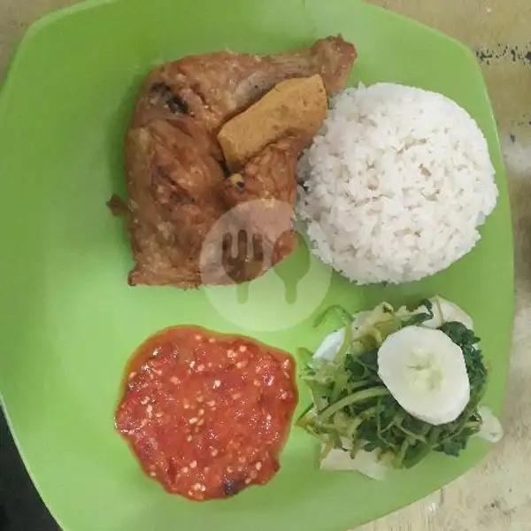 Ayam + Nasi | Tempong Cumpleng, Denpasar