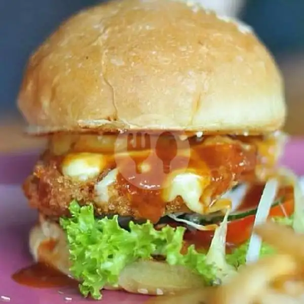Burger Ayam Crispy Mozarella | Arabian Kebab & Burger, Kisaran Barat