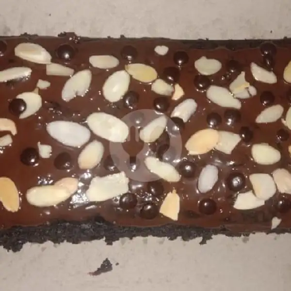 Brownies Almond Choco | Atza Cake, Batam