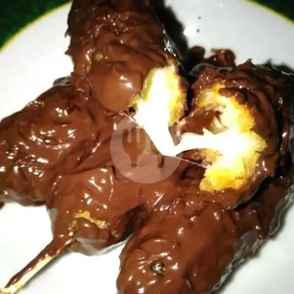 Corndog Sosis Moza Top. Coklat | Ayam Geprek Shisa, Dukuh Kupang