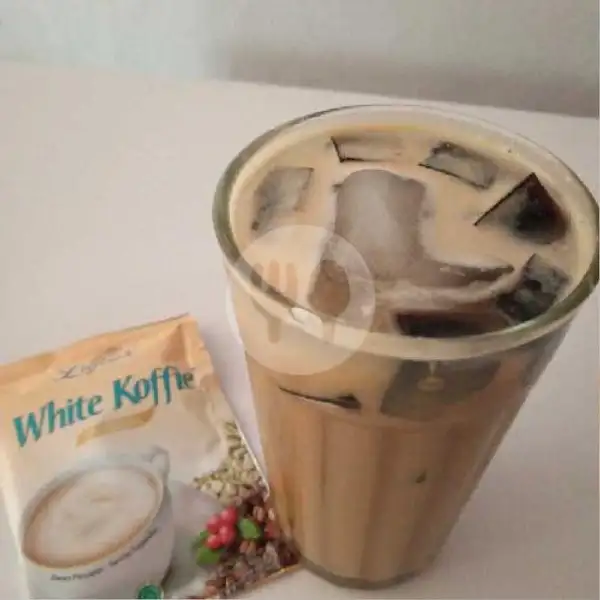 White Koffie Dingin | Ketupat Sayur Mpo Risma