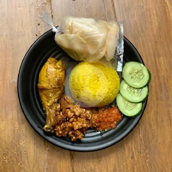 Nasi Kuning Ayam | Sego Pecel Bu Tien, Gejayan