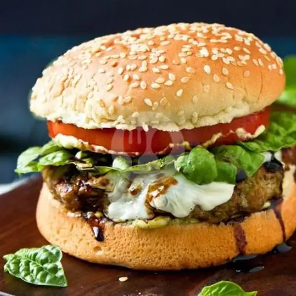 Beef Curry Burger | B&B, Burgers and Bagels, Mengwi
