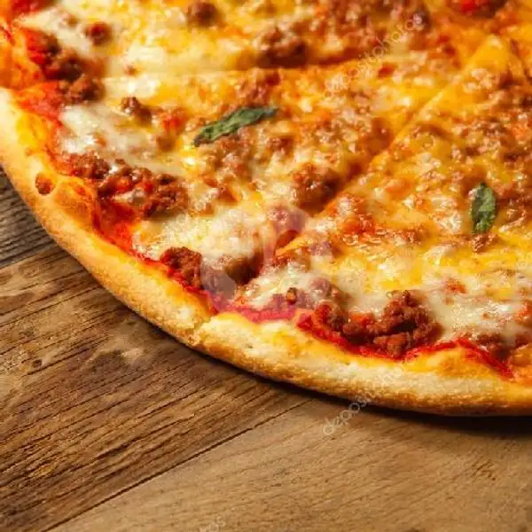Bolognese Pizza | Piccola Italia, Kuta