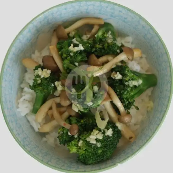 Broccoli Mushroom Don | Brownfox Waffle & Coffee, Denpasar