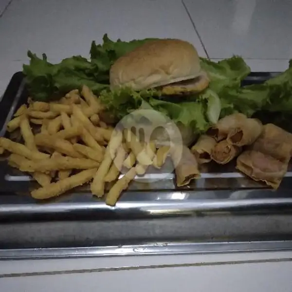Regular Chicken Burger With Kentang Gurih an Spring Pop | BURGER M U