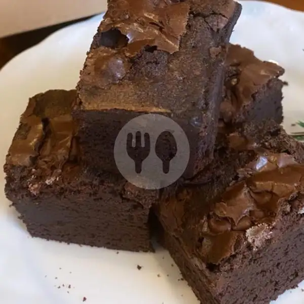Brownies Triple Chocolate | Mypegscorner, Cinere