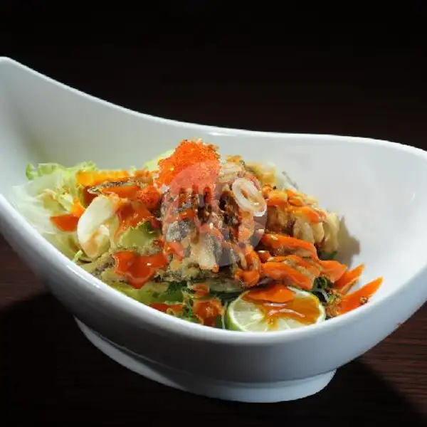 Salmon Skin Salad | Desushi Restaurant, Pattimura