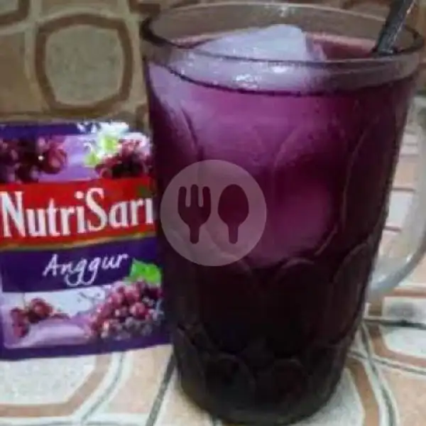 Es NutriSari Anggur | Warkop Kemuning