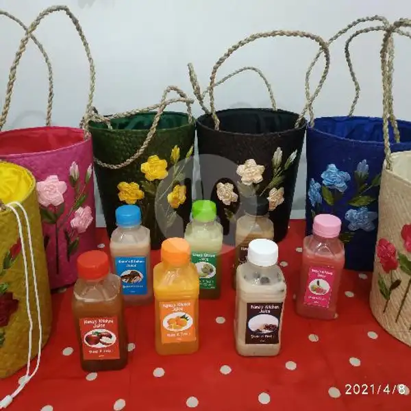 Hampers Jus Buah 7 Botol | Nana's Kitchen, Sukmajaya