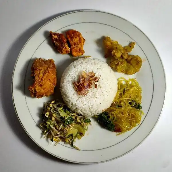 Nasi Campur (Ayam Crispy) | Warung S2, Denpasar