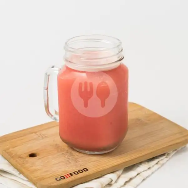 Juice Strawberry | Thavela Cafe & Resto