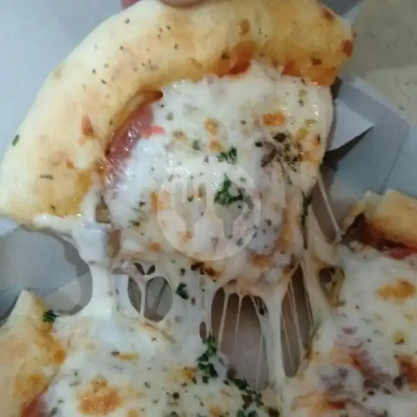 Extra Keju Atas (jumbo), Untuk Pizza Ukuran Jumbo. | Pizza Dezzo, Giwangan