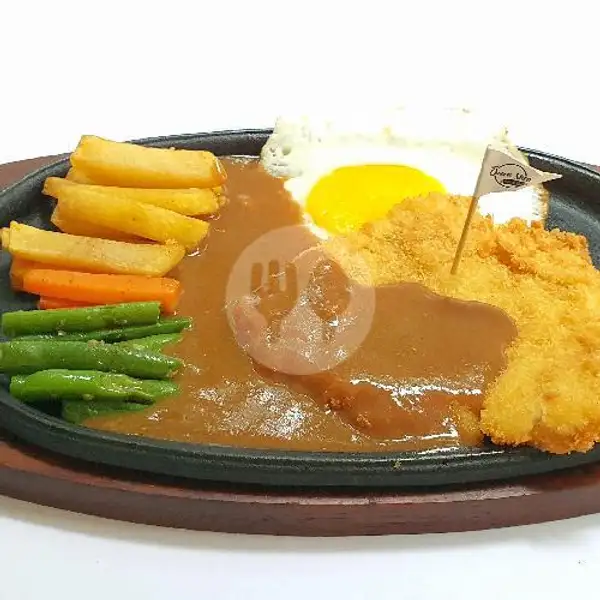Crispy Dory Steak With Egg | Queen Shen 'Ribs and Grill', Arjuna