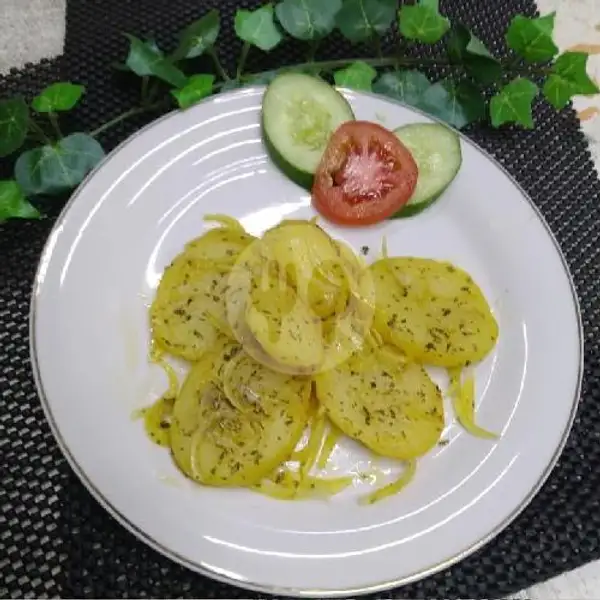 Potato Lyonnaise | Thavela Cafe & Resto