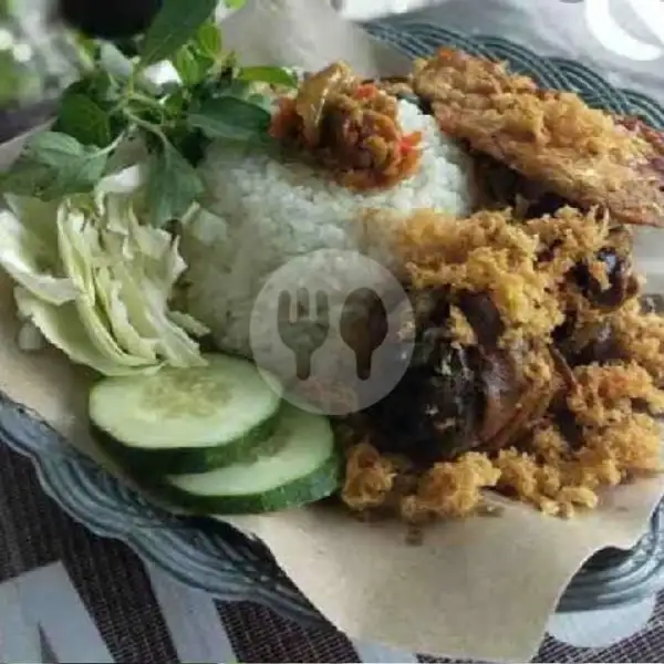 Nasi Lalapan Ampela Hati Goreng Kremes | Warung Barokah Tradisional Food, Bendungan Sutami