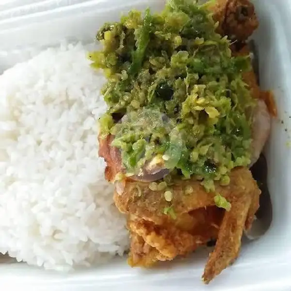 Ayam Penyet Ijo + Nasi | Ayam Geprek Kedai Mikes, Cihanjuang