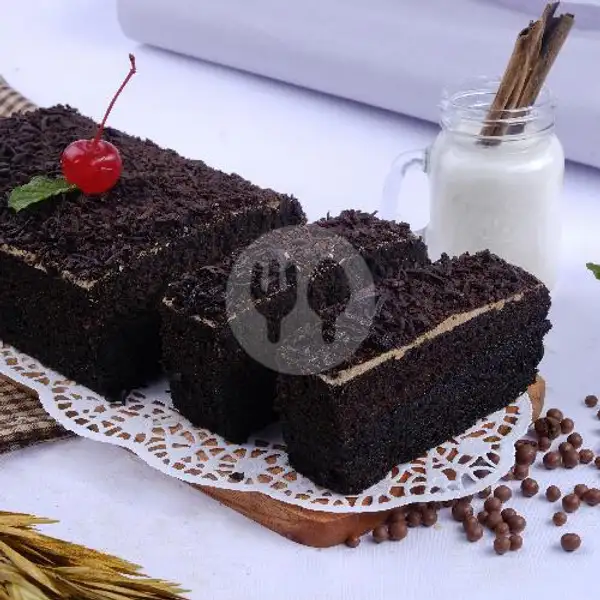 Brownies Coklat | Lapis Kukus Tugu Malang, Moch Yamin
