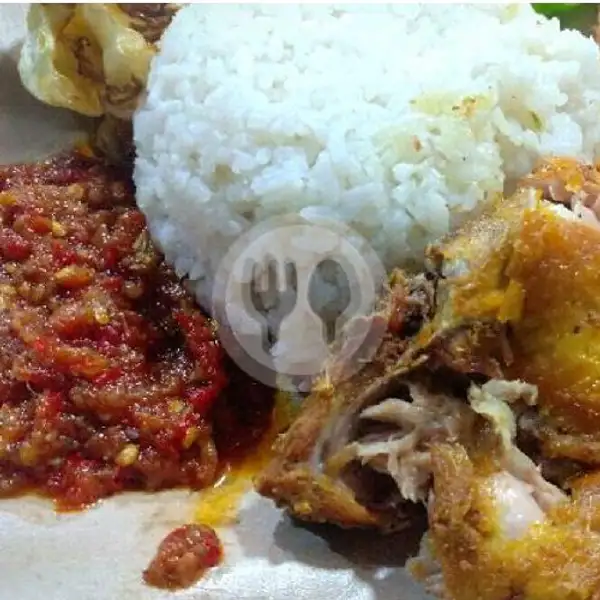 Nasi Uduk Ayam Penyet Paha Sambal Merah | Ayam Penyet Sambal Ijo & Sambal Merah 