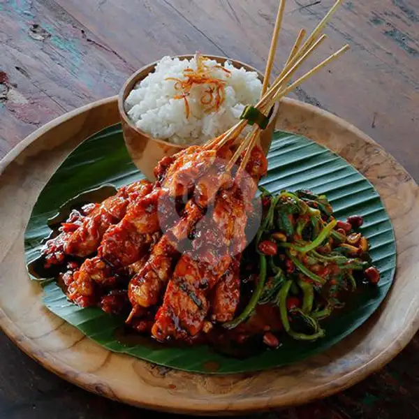 Paket Sate Ayam | Crispy Duck (Bebek Garing Restaurant), Denpasar