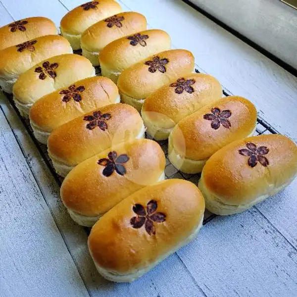 Roti Jadoel Premium Isi Daging Sapi / Pc | Roti Kangkue , Gayungan