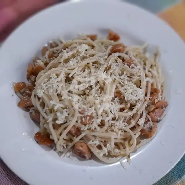 Spaghetti Aglio Olio Sosis | Gladys Kitchen 2