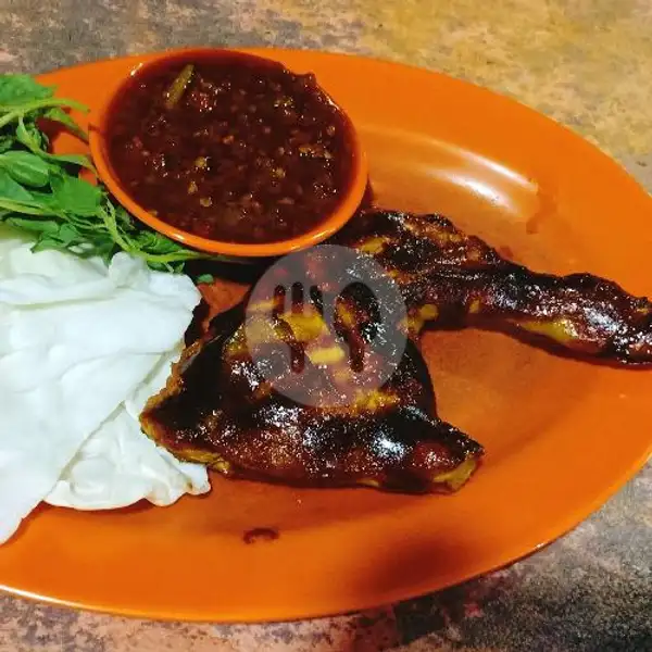 Ayam Bakar | Warung Pecel Lele RONGGOLAWE Mas Jais, Bukit Raya