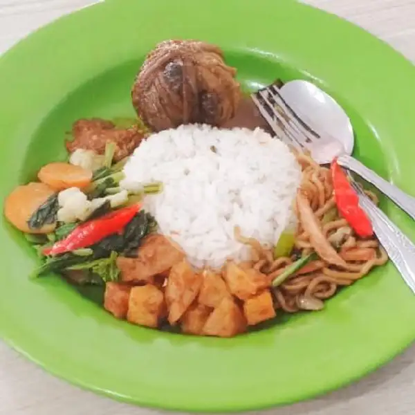 Nasi Campur + Ati Ampela | Warung Makan Tegal Sederhana