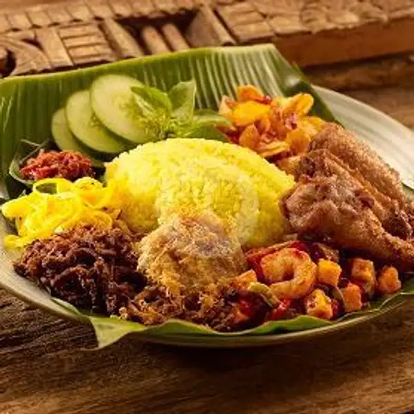 Nasi Kuning Campur Vegetarian | Sate & Seafood Senayan, Kebon Sirih