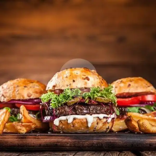 Burger Telur + Daging Sapi + Sayuran | Hotdog Mozarela Kita, Tampan