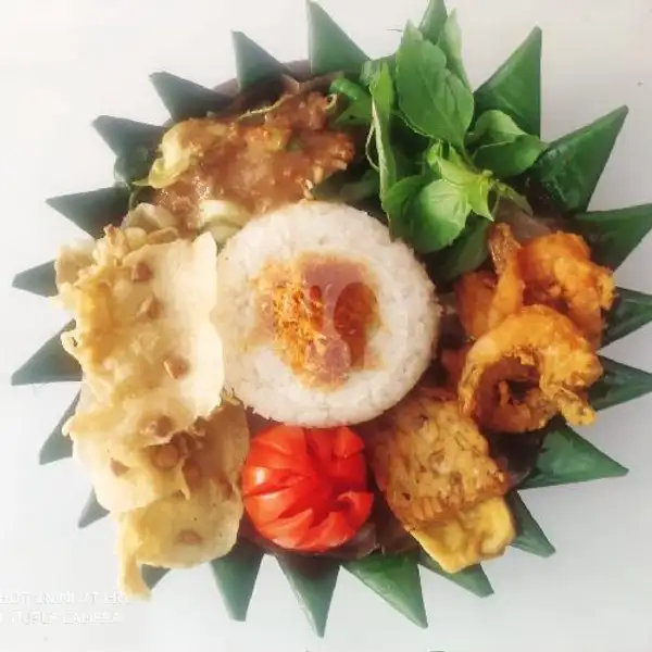 Nasi Pecel Gimbal Udang | Kedai Wong Jowo, Wiyung