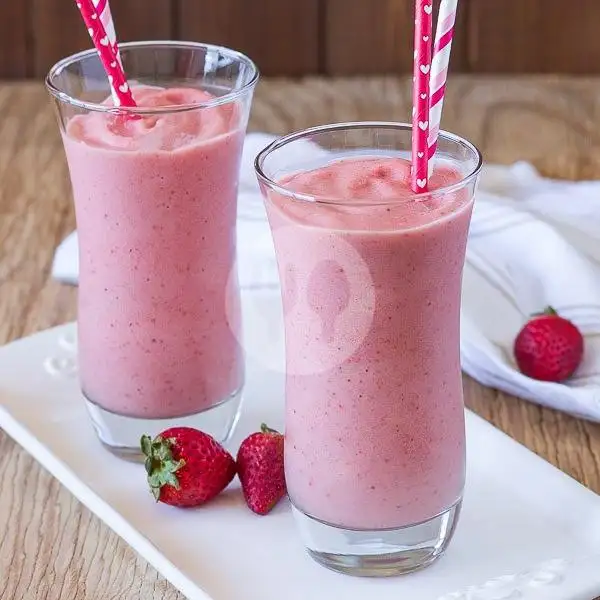 Milkshake Strawberry | Serba Ayam 2, Nologaten