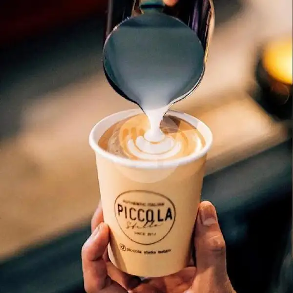 Hot Caffe Latte | Piccola Stella Batam, Dermaga Sukajadi
