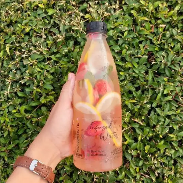 Lemon Strawberry Mint | Nutrifrute Infused Water, Klipang