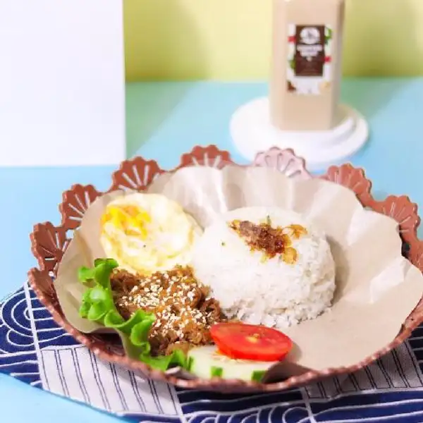 Nasi Beef Belly Bulgogi + Telur Ceplok | Coffee Beat, Wijaya Kusuma