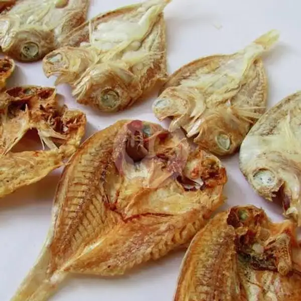 Ikan Asin Goreng | Depot Kayla, Tambaksari